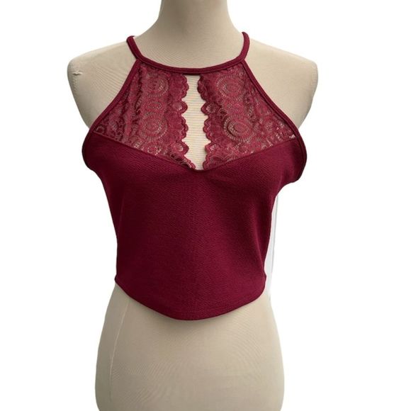 Charlotte Russe Tops - Women Keyhole Neck crop Tank Top Medium Charlotte Russe